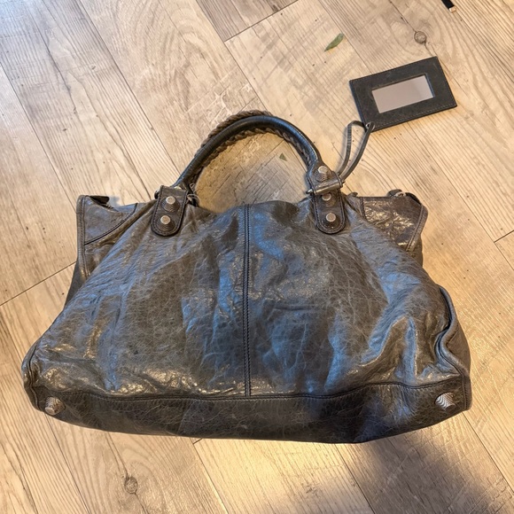Balenciaga Giant Work Bag in Grey - Picture 7 of 9